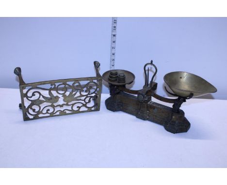 A set of vintage scales &amp; weights &amp; a brass trivet 