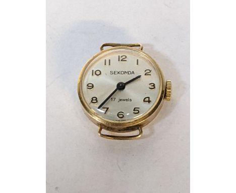 A 9ct gold ladies Sekonda manual wind watch, 6.7gLocation: 