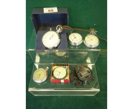 Assortment of pocket watches, some appear to be working, including Ingersoll, x 4 and 2 stop watches including 1 boxed stop w