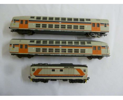 Lima FS D445 HO gauge Omega Reggio Calabria diesel loco with two coaches
