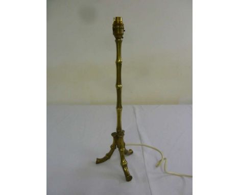 Brass table lamp of simulated bamboo form