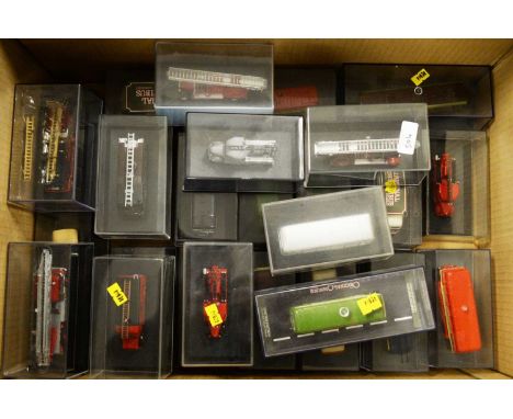 Selection of cased die-cast model vehicles, by makers including: The Original Omnibus Company; Oxford Diecast; and others. 