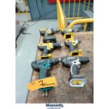 LOT OF (6) CORDLESS DRILLS, MAKITA AND DEWALT