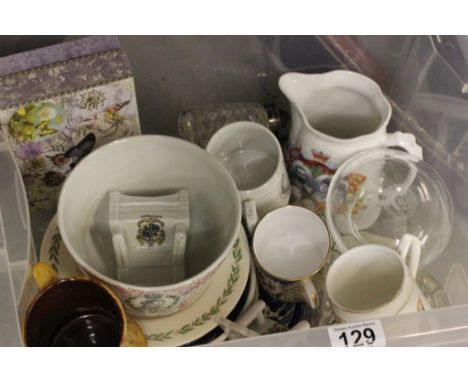 Box of mixed ceramic including Coronation ware