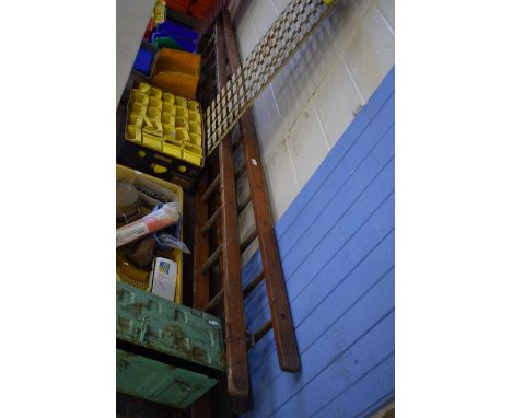 WOODEN DOUBLE LADDER