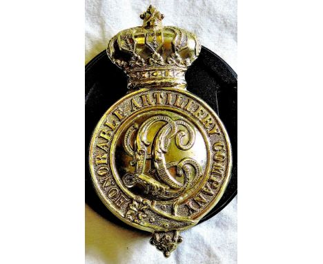 Light Cavalry Honourable Artillery Company Glengarry Cap badge. Rare early variant. White metal with screw fastenings