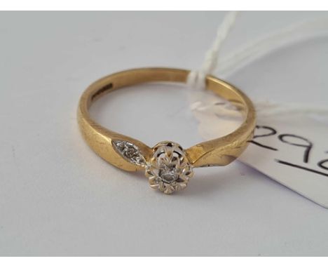 A solitaire diamond ring 9ct size P    1.9 gms