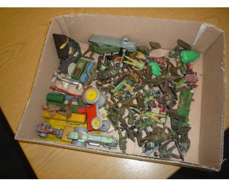 A QUANTITY OF UNBOXED AND ASSORTED HOLLOWCAST AND PLASTIC FIGURES AND DIECAST VEHICLES, etc, figures by Britains, Lone Star '