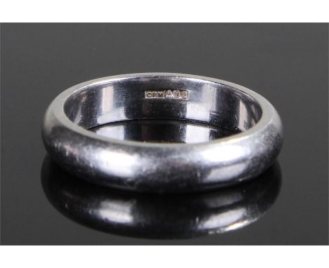 Platinum wedding band, ring size K, 7 grams