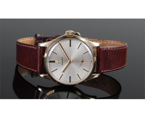 Omega 9 carat gold gentleman's wristwatch, the signed silvered dial with baton hours, subsidiary seconds dial, manual wound, 