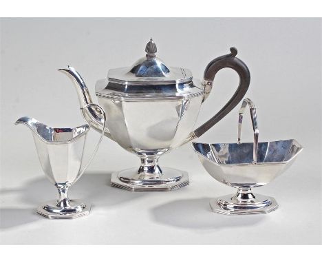 Edward VII silver three piece bachelors tea service, Sheffield 1908 & 1909, maker Thomas Bradbury and Sons Ltd,  to include a