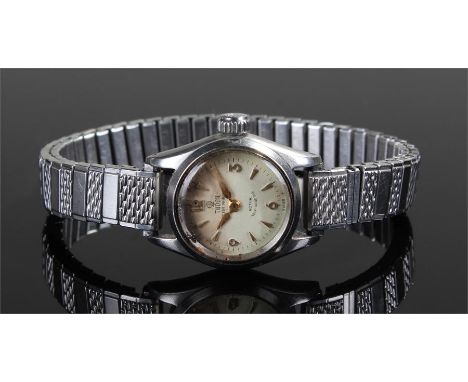 Tudor Oyster Princess ladies stainless steel wristwatch. The signed champagne dial with arrow and Arabic hours, with rotor se