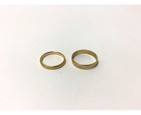 Two 22ct gold wedding rings, size N 1/2 and R 1/2, total weight 5.3g