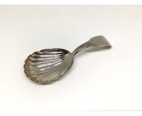 Georgian silver caddy spoon with shell-shape bowl, London 1817 (William Bateman)