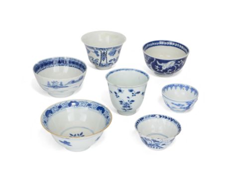 Seven Chinese blue and white bowlsQing dynasty, 18th century - Republic periodIncluding: a small export fluted bowl, Kangxi; 