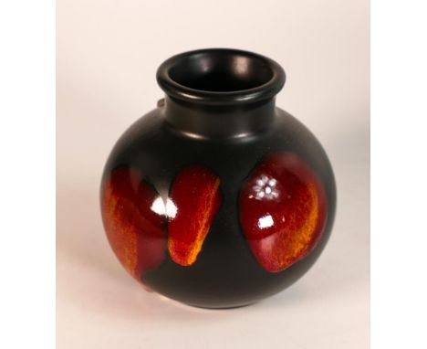 Poole Pottery Lava Patterned Vase, height 10cm 