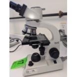 HUND WETZLAR mod. C300 Laboratory Microscope