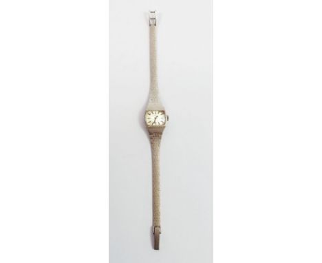 A 9 carat white gold Rotary ladies vintage watch and strap, 20g 