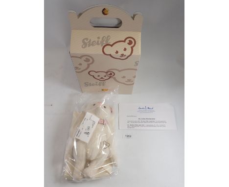 A Steiff limited edition white Alpaca bear Jill with box and certificate, sealed in bag 