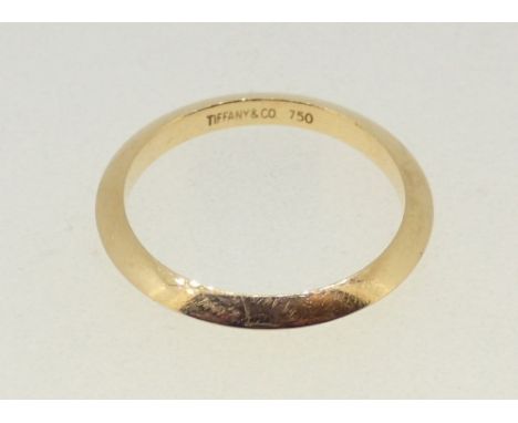 A Tiffany 18ct gold ring, size K, 2g 