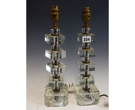 A PAIR OF TABLE LAMPS, EACH WITH GLASS SQUARES FORMING THE STEMS.   H 37cms. TOGETHER WITH A SINGLE TINTED METAL TABLE LAMP. 