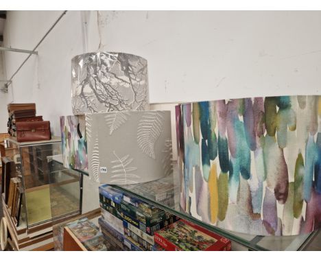 A QUANTITY OF LIGHT SHADES. 