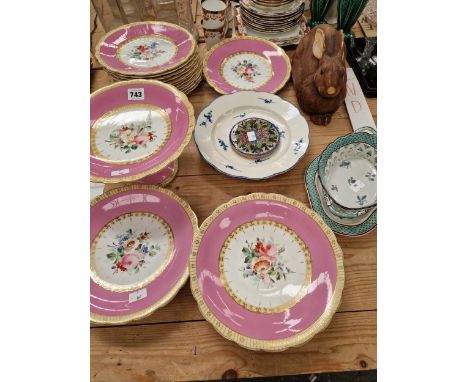 A 19th C. PINK BORDERED DESSERT SERVICE, A SPODE POTTERY BASKET AND STAND, A PAIR OF CHANTILLY BLUE AND WHITE PLATES, AND A V