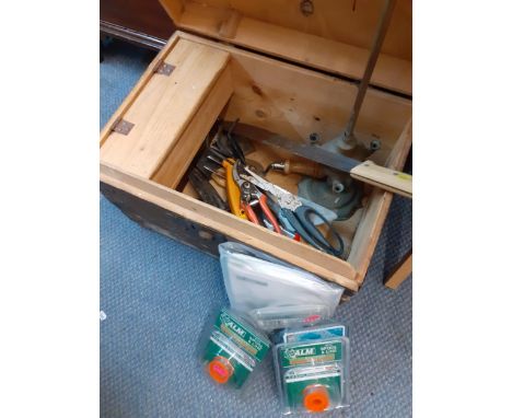 A vintage trunk, 47cm x 31cm, containing tools and other itemsLocation: 