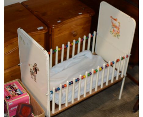 VINTAGE DOLLS COT     