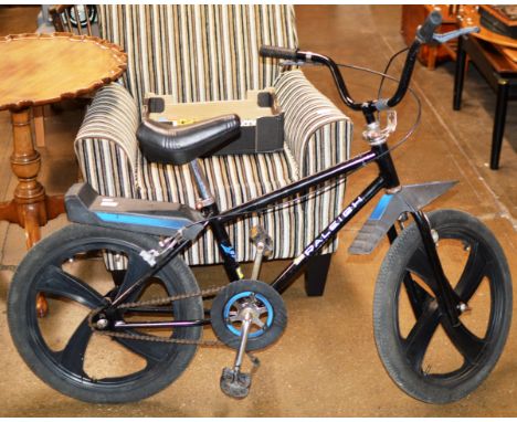 VINTAGE RALEIGH BMX BIKE     