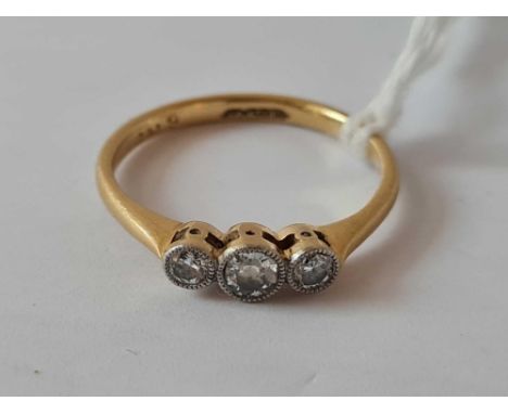 Edwardian Three Stone Diamond&nbsp;Ring Set in 18ct Gold &amp; Platinum Size L