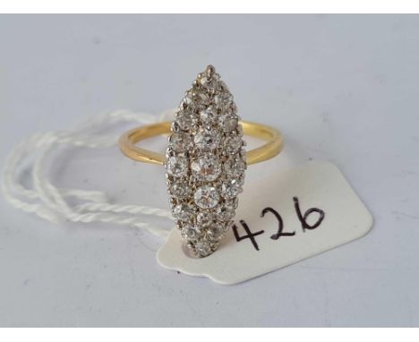 A MARQUISE SET DIAMOND RING IN 18CT SIZE N
