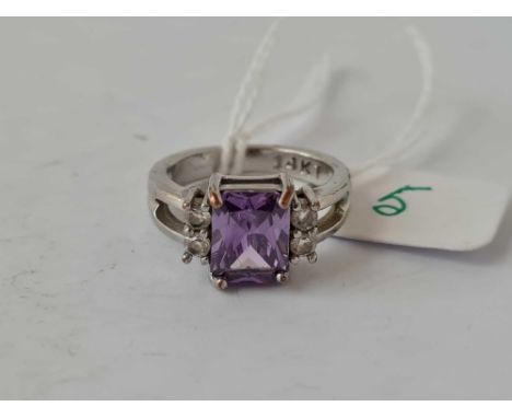 Deco Amethyst ring 14ct size L
