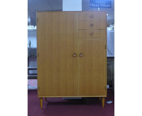 A fitted oak vintage gentlemans wardrobe by Meredew Furniture H.130x W.93 x D.45 
