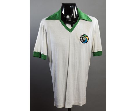 Carlos Alberto Cosmos No.25 daily practice shirt worn during the 1977 Championship season,the white shirt numbered to the rev