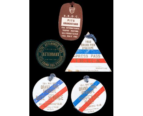 A group of four badges relating to the Grand Prix D'Europe at Silverstone 13th May 1950 the very first World Championship For