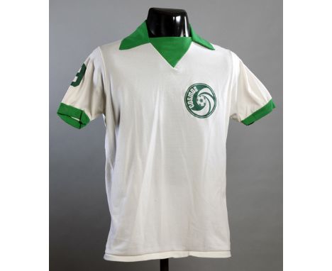 Giorgio Chinaglia Cosmos No.9 daily practice shirt worn during the 1977 Championship season,the lightweight short-sleeved whi