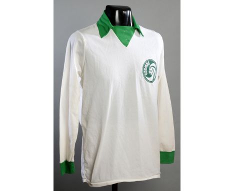 Giorgio Chinaglia Cosmos No.9 daily practice shirt worn during the 1977 Championship season,the lightweight long-sleeved whit