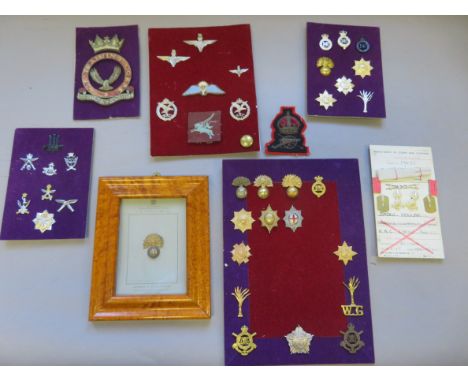 [AP] CAVALRY AND INFANTRY INSIGNIA, CIRCA 1952 AND LATER two boards, one containing mainly anodised badges and buttons of QEC
