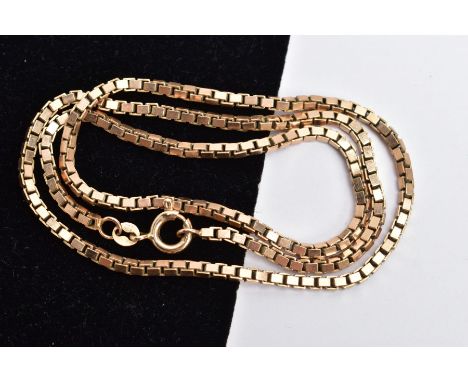 A 9CT GOLD BOX LINK CHAIN, the box link chain fitted with a spring clasp, hallmarked 9ct gold Sheffield import, length 440mm,