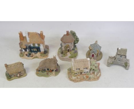 A selection of Lilliput to include The Anchor, Fiddlers Foley, Cobblers Cottage, Farthing Lodge, Bridge House, Tea Caddy Cott