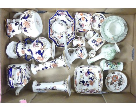 A Collection of Masons Red Mandalay Items to include Jugs, Trinket Dishes, Teapot, Candlesticks, Bowls etc. (1 Tray)
