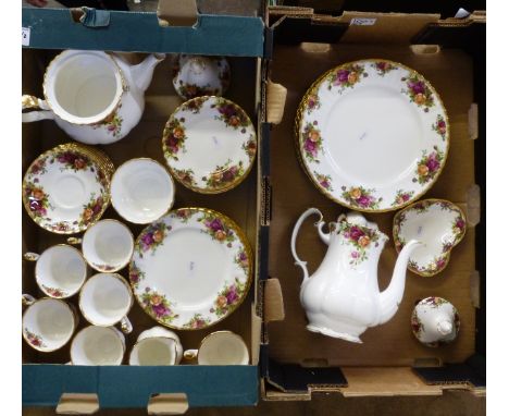 A collection of Royal Albert Old Country Roses pattern items to include lidded Tea pot, 6 tea cups, 9 saucers, 9 side plates,