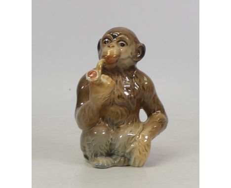 Beswick Monkey smoking a pipe : 1049