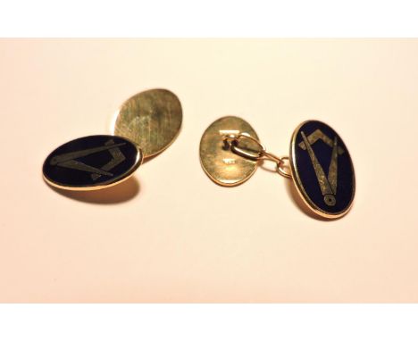 A pair of 9ct gold Masonic chain link cufflinks, with royal blue enamel decoration