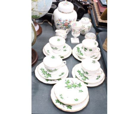 A QUANTITY OF CROWN ROYAL IVY PATTERNED CHINA TO INCLUDE CUPS, SAUCERS AND SIDE PLATES PLUS A LARGE COALPORT 'MING ROSE' GING