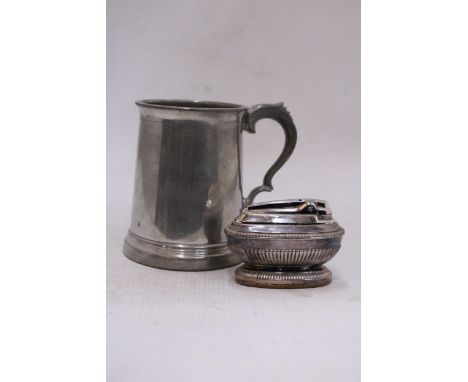 A VINTAGE RONSON CIGARETTE TABLE LIGHTER TOGETHER WITH A SILVERPLATE TANKARD