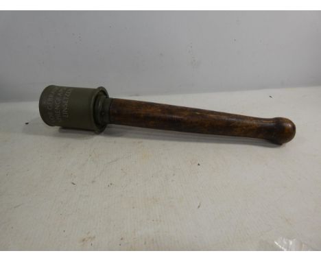 A REENACTORS NAZI GERMANY WORLD WAR II STICK GRENADE, LENGHT 35CM