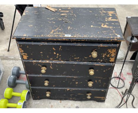 A VINTAGE PAINTED PINE CHEST OF FOUYR DRAWERS