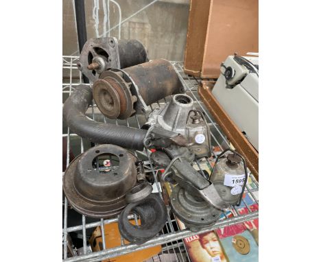 AN ASSORTMENT OF VINTAGE VEHICLE SPARES TO INCLUDE STARTER MOTORS AND FILTERS ETC